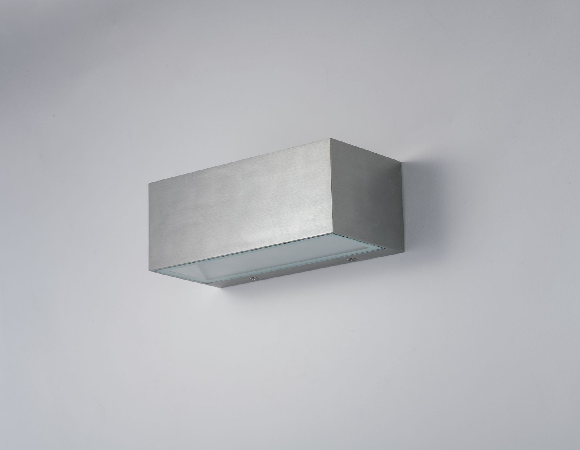Applique per esterno IP54 in alluminio bianco , antracite o nikel spazzolato led integrato con regolazione luce 3000-4000°k varie misure TWIN Applique per esterno IP54 in alluminio bianco , antracite o nikel spazzolato led integrato con regolazione luce 3000-4000°k varie misure TWIN